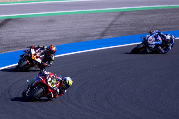 October 10, 2026, Cascais, Lisboa, Portugal: ESTORIL, PORTUGAL - OCTOBER 10: Alvaro Bautista of Spain and Barni Spark Racing Team competes during Race 1 during day two of the World Superbikes Estoril Round at Circuito Estoril on October 10, 2026 in Estoril, Portugal. Cascais Portugal - ZUMAl192 20261010_zsp_l192_044 Copyright: xMiguelxLemosx