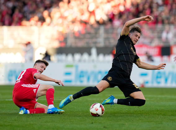 Michel Aebischer (1. FC Union Berlin, 20) bat Lukas Petkov (SV Elversberg, 25) GER, 1.FC Union Berlin vs SV Elversberg, 1. Bundesliga, 5. Spieltag, Saison 2026-27, Stadion An der Alten Foersterei, Berlin, 10.10.2026 DFL REGULATIONS PROHIBIT ANY USE OF PHOTOGRAPHS AS IMAGE SEQUENCES AND OR QUASI-VIDEO 1.FC Union Berlin vs SV Elversberg, 1. Bundesliga, 5. Spieltag, Saison 2026-27, 10.10.2026 Berlin Copyright: xEibner-Pressefoto ScottxColemanx EP_SCN