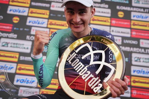 France s Paul Seixas of Decathlon CMA CGM Team celebrate on the podium after the 120th edition of the Il Lombardia, Tour of Lombardy cycling race, a 239 km one day race from Bergamo to Como on October 10, 2026, Italy.  Copyright: xMarcoxAlpozzi xLaPressex