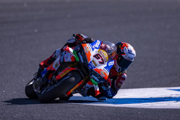 October 10, 2026, Cascais, Lisboa, Portugal: ESTORIL, PORTUGAL - OCTOBER 10: Alberto Surra of Italy and Motocross Racing competes during Race 1 during day two of the World Superbikes Estoril Round at Circuito Estoril on October 10, 2026 in Estoril, Portugal. Cascais Portugal - ZUMAl192 20261010_zsp_l192_056 Copyright: xMiguelxLemosx