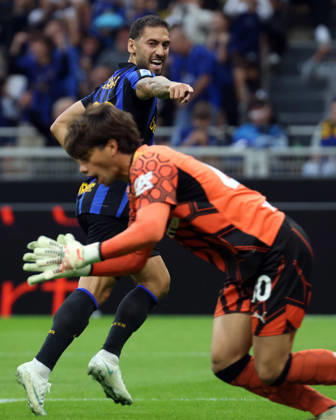 October 10, 2026, Milan, MILAN: Inter Milan™s Hakan Calhanoglu jubilates after scoring the 2-0 goal during the Italian Serie A soccer match between Inter and Parma at Giuseppe Meazza stadium in Milan, Italy, 10 October 2026..ANSA MATTEO BAZZI. Serie A - Inter Vs Parma  - ZUMAa110 20261010_zaf_a110_033 Copyright: xMatteoxBazzix