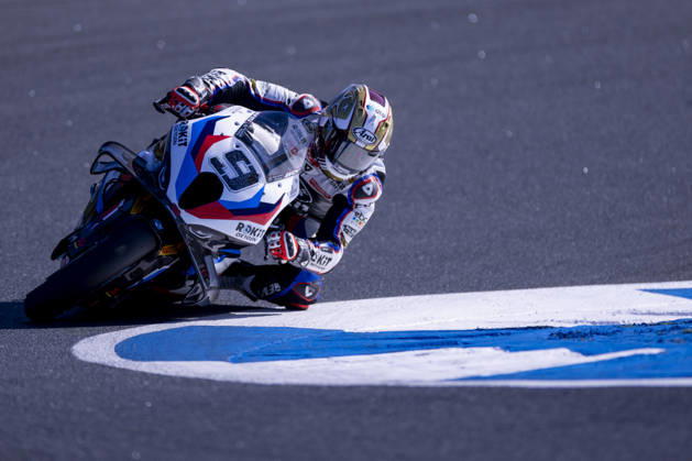 October 10, 2026, Cascais, Lisboa, Portugal: ESTORIL, PORTUGAL - OCTOBER 10: Danilo Petricci of Italy and Rokit BMW Motored WorldSBK Team competes during Race 1 during day two of the World Superbikes Estoril Round at Circuito Estoril on October 10, 2026 in Estoril, Portugal. Cascais Portugal - ZUMAl192 20261010_zsp_l192_082 Copyright: xMiguelxLemosx