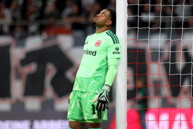 10.10.2026, xtgx, Fussball 1.Bundesliga, RB Leipzig - Eintracht Frankfurt v.l. Noah Atubolu (Eintracht Frankfurt) Enttäuscht, traurig, frustriert, ratlos, (DFL DFB REGULATIONS PROHIBIT ANY USE OF PHOTOGRAPHS as IMAGE SEQUENCES and or QUASI-VIDEO) Leipzig