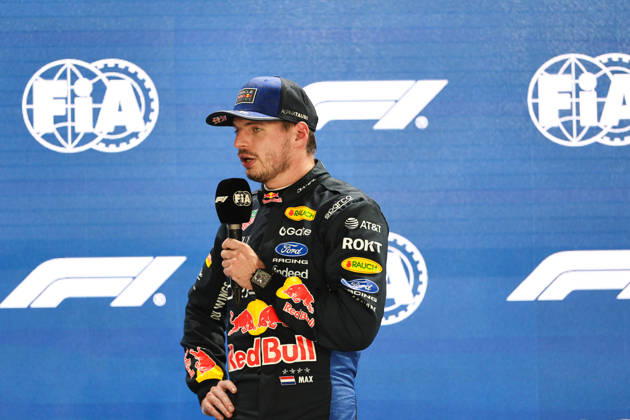 SINGAPORE, SINGAPORE - OCTOBER 10: Max Verstappen of the Netherlands and Oracle Red Bull Racing being interviewd after qualifying for F1 Grand Prix race of Singapore at Marina Bay Street Circuit on October 10, 2026 in Singapore, Singapore. (Photo by Qian Jun SPP-Paddocker) Copyright: xQianxJun SPP-Paddockerx Sportspressphoto_SPR251302