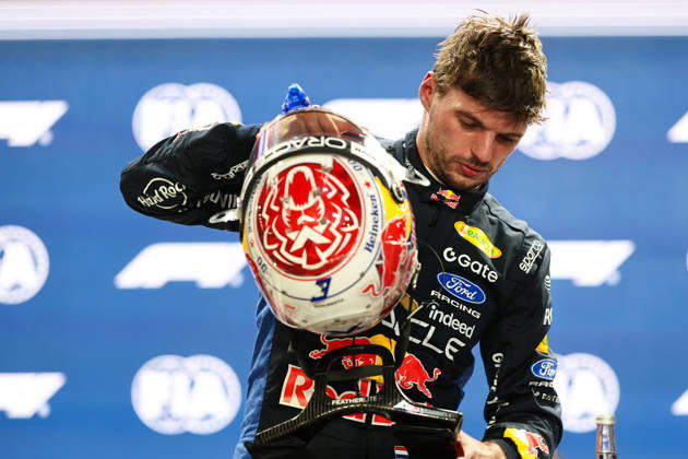 SINGAPORE, SINGAPORE - OCTOBER 10: Max Verstappen of the Netherlands and Oracle Red Bull Racing being after qualifying for F1 Grand Prix race of Singapore at Marina Bay Street Circuit on October 10, 2026 in Singapore, Singapore. (Photo by Qian Jun SPP-Paddocker) Copyright: xQianxJun SPP-Paddockerx Sportspressphoto_SPR251329