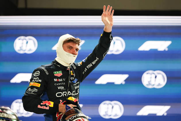 SINGAPORE, SINGAPORE - OCTOBER 10: Max Verstappen of the Netherlands and Oracle Red Bull Racing being after qualifying for F1 Grand Prix race of Singapore at Marina Bay Street Circuit on October 10, 2026 in Singapore, Singapore. (Photo by Qian Jun SPP-Paddocker) Copyright: xQianxJun SPP-Paddockerx Sportspressphoto_SPR251331
