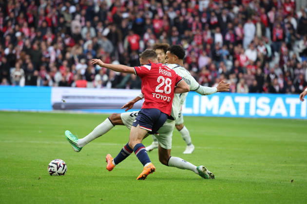 FOOTBALL : LOSC Lille vs Le Havre - Ligue 1 - 10 10 2026 GaÃ«tan PERRIN (LOSC Lille) lors du match LOSC Lille vs Le Havre, Ligue 1, Decathlon Arena stade Pierre Mauroy, le 10 octobre 2026 - photo Laurent Sanson PsnewZ  Copyright: xLaurentxSANSONx xPsnewZx