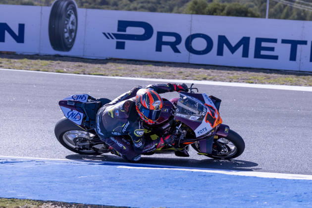 October 10, 2026, Cascais, Lisboa, Portugal: ESTORIL, PORTUGAL - OCTOBER 10: Sam Lowes of Great-Britain and ELF Marc VDS Racing Team competes during Race 1 during day two of the World Superbikes Estoril Round at Circuito Estoril on October 10, 2026 in Estoril, Portugal. Cascais Portugal - ZUMAl192 20261010_zsp_l192_115 Copyright: xMiguelxLemosx