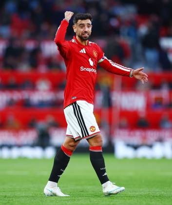 Bruno Fernandes of Manchester United, ManU Manchester United v Tottenham Hotspur, Premier League, Football, Old Trafford, Manchester, UK - 10 Oct 2026Manchester Old Trafford United Kingdom EDITORIAL USE ONLY No use with unauthorised audio, video, data, fixture lists, club league logos or live services. Online in-match use limited to 120 images, no video emulation. No use in betting, games or single club league player publications. Copyright: xMattxWest Shutterstockx 17208388u