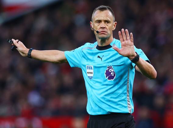Referee Stuart Attwell Manchester United, ManU v Tottenham Hotspur, Premier League, Football, Old Trafford, Manchester, UK - 10 Oct 2026Manchester Old Trafford United Kingdom EDITORIAL USE ONLY No use with unauthorised audio, video, data, fixture lists, club league logos or live services. Online in-match use limited to 120 images, no video emulation. No use in betting, games or single club league player publications. Copyright: xMattxWest Shutterstockx 17208388v