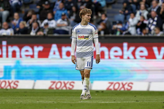 10.10.2026, GER, Fussball, Herren, 3. Liga, Saison 2026 2027, MSV Duisburg - TSG Hoffenheim II Dominik Kother (Duisburg) schaut Duisburg schauinsland-reisen-Arena Nordrhein-Westfalen Deutschland Copyright: xAdrianxSchlüterx