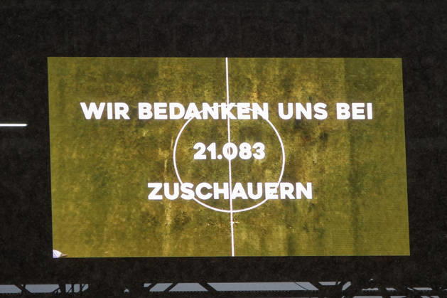 10.10.2026, GER, Fussball, Herren, 3. Liga, Saison 2026 2027, MSV Duisburg - TSG Hoffenheim II die Zuschauerzahl von 21.083 Zuschauern Duisburg schauinsland-reisen-Arena Nordrhein-Westfalen Deutschland Copyright: xAdrianxSchlüterx