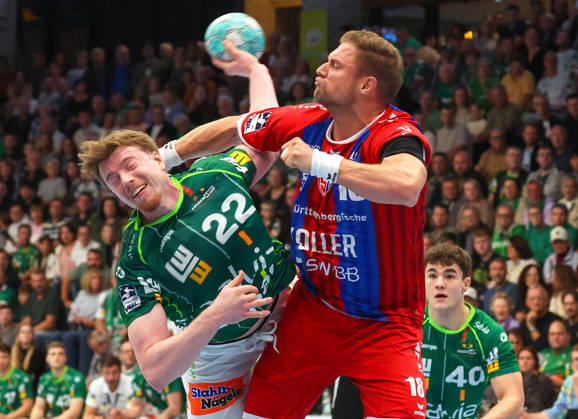10.10.2026, Deutschland, Göppingen, Handball Opel HBL Bundesliga, FRISCH AUF! Göppingen vs. SG BBM Bietigheim, v.l. Erik Persson (FAG), Fabian Wiederstein (BBM)