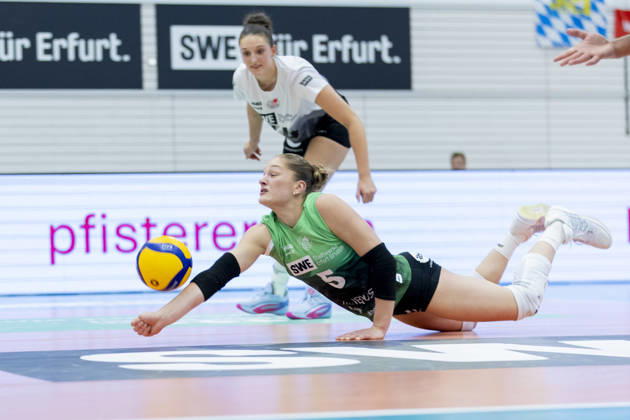 DEKRA 1. Bundesliga Frauen: Schwarz-Weiss Erfurt vs. Rote Raben Vilsbiburg; Erfurt; 10.10.2026 Lotte Goertz ( 5; Schwarz-Weiss Erfurt) DEKRA 1. Bundesliga Frauen: Schwarz-Weiss Erfurt vs. Rote Raben Vilsbiburg; Riethsporthalle Erfurt; 10.10.2026 Copyright: xBEAUTIFULxSPORTS Duehringx