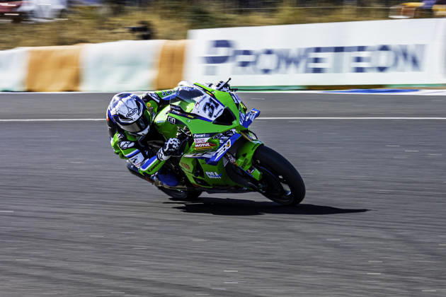 October 10, 2026, Cascais, Lisbon, Portugal: Garrett Gerloff of Kawasaki WorldSBK Team in action during the Race 1 of the FIM Superbike World Championship, WM, Weltmeisterschaft at Circuito Estoril on October 10, 2026 in Cascais, Portugal. Cascais Portugal - ZUMAr200 20261010_zsp_r200_053 Copyright: xNunoxReisinhox