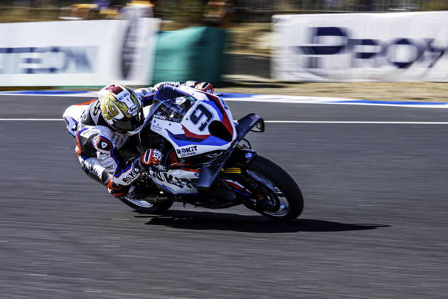 October 10, 2026, Cascais, Lisbon, Portugal: Danilo Petrucci of Rokit BMW Motorrad WorldSBK Team in action during the Race 1 of the FIM Superbike World Championship, WM, Weltmeisterschaft at Circuito Estoril on October 10, 2026 in Cascais, Portugal. Cascais Portugal - ZUMAr200 20261010_zsp_r200_054 Copyright: xNunoxReisinhox