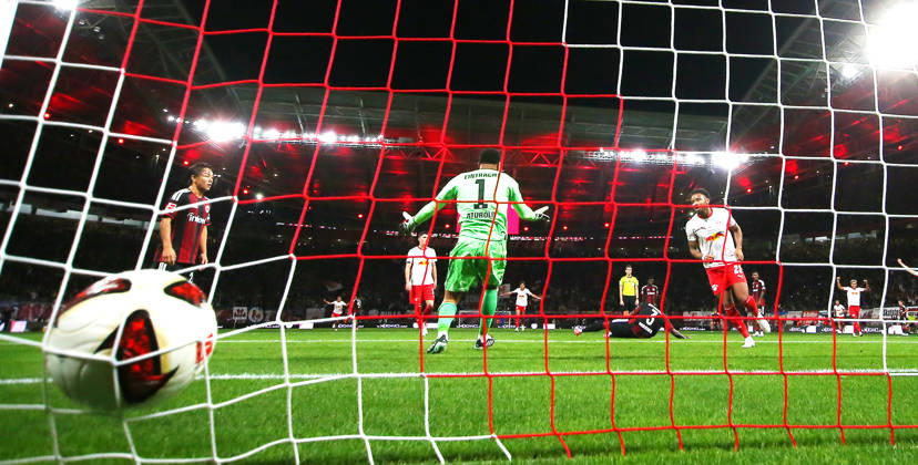 RB Leipzig - Frankfurt Bundesliga Leipzig, 10.10.2026, Red Bull Arena, Fußball, 1.Bundesliga, 5.Spieltag , RB Leipzig vs. SG Eintracht Frankfurt , Im Bild: Tor für RB Leipzig. Christopher Nkunku ( 28, RBL) trifft zum 4:0. , Nur zur redaktionellen Nutzung. Only editorial use. , DFL DFB regulations prohibit any use of photographs as image sequences and or quasi-video. ,