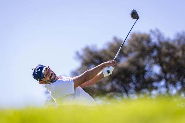 Golf 2026: Open De Espana: Day Three MADRID, SPAIN - OCTOBER 10: Pablo Larrazabal of Spain tees off on day three of the Open de Espana presented by Madrid at Club de Campo Villa de Madrid on October 10, 2026 in Madrid, Spain. Madrid Club de Campo Villa de Madrid Madrid Spain Copyright: xAlbertoxGardinx AGardin_20261010_Golf_Esp_Mad_1565
