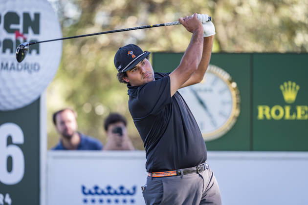 Golf 2026: Open De Espana: Day Three MADRID, SPAIN - OCTOBER 10: Eugenio Chacarra of Spain tees off on day three of the Open de Espana presented by Madrid at Club de Campo Villa de Madrid on October 10, 2026 in Madrid, Spain. Madrid Club de Campo Villa de Madrid Madrid Spain Copyright: xAlbertoxGardinx AGardin_20261010_Golf_Esp_Mad_1574