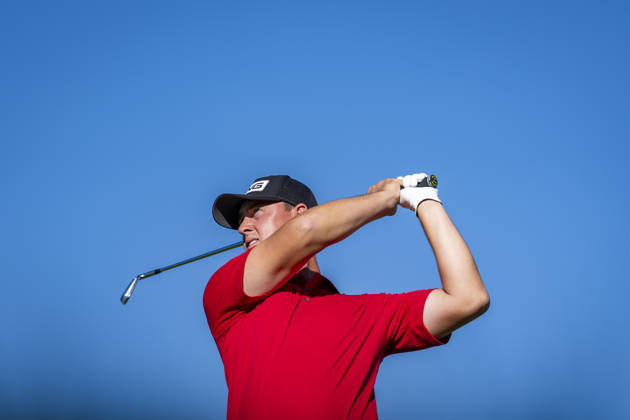 Golf 2026: Open De Espana: Day Three MADRID, SPAIN - OCTOBER 10: Joe Dean of England tees off on day three of the Open de Espana presented by Madrid at Club de Campo Villa de Madrid on October 10, 2026 in Madrid, Spain. Madrid Club de Campo Villa de Madrid Madrid Spain Copyright: xAlbertoxGardinx AGardin_20261010_Golf_Esp_Mad_1581