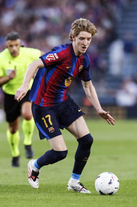 October 10, 2026, Barcelona, Barcelona, Spain: Anthony Gordon of FC Barcelona, Barca in action during the Spanish league, LaLiga EA Sports, football match played between FC Barcelona and Getafe CF at Spotify Camp Nou stadium on October 10, 2026 in Barcelona, Spain. FC Barcelona V Getafe CF - LaLiga EA Sports  - ZUMAa181 20261010_zaa_a181_086 Copyright: xJavierxBorregox
