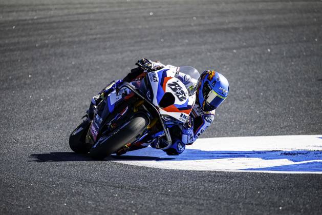October 10, 2026, Cascais, Lisbon, Portugal: Miguel Oliveira of Rokit BMW Motorrad WorldSBK Team in action during the Race 1 of the FIM Superbike World Championship, WM, Weltmeisterschaft at Circuito Estoril on October 10, 2026 in Cascais, Portugal. Cascais Portugal - ZUMAr200 20261010_zsp_r200_085 Copyright: xNunoxReisinhox
