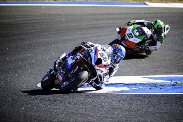 October 10, 2026, Cascais, Lisbon, Portugal: Miguel Oliveira of Rokit BMW Motorrad WorldSBK Team in action during the Race 1 of the FIM Superbike World Championship, WM, Weltmeisterschaft at Circuito Estoril on October 10, 2026 in Cascais, Portugal. Cascais Portugal - ZUMAr200 20261010_zsp_r200_086 Copyright: xNunoxReisinhox