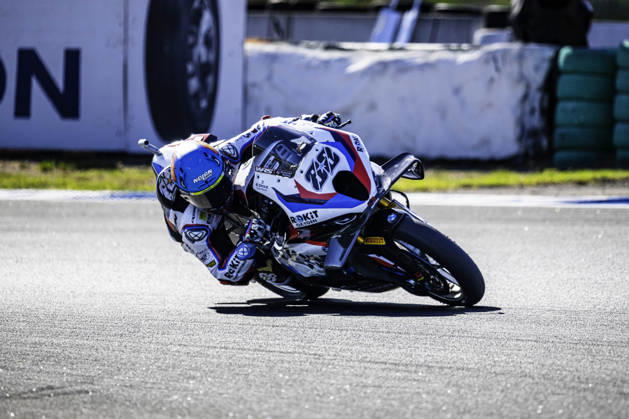 October 10, 2026, Cascais, Lisbon, Portugal: Miguel Oliveira of Rokit BMW Motorrad WorldSBK Team in action during the Race 1 of the FIM Superbike World Championship, WM, Weltmeisterschaft at Circuito Estoril on October 10, 2026 in Cascais, Portugal. Cascais Portugal - ZUMAr200 20261010_zsp_r200_101 Copyright: xNunoxReisinhox