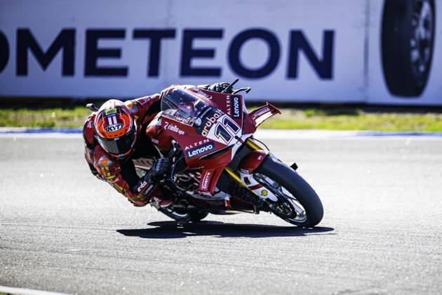 October 10, 2026, Cascais, Lisbon, Portugal: Nicolo Bulega of Aruba.It Racing - Ducati in action during the Race 1 of the FIM Superbike World Championship, WM, Weltmeisterschaft at Circuito Estoril on October 10, 2026 in Cascais, Portugal. Cascais Portugal - ZUMAr200 20261010_zsp_r200_102 Copyright: xNunoxReisinhox