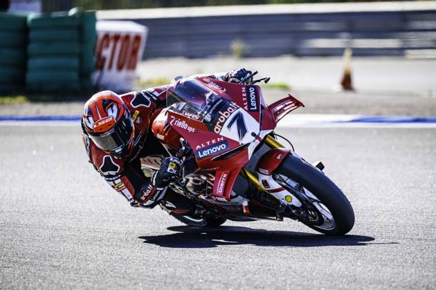October 10, 2026, Cascais, Lisbon, Portugal: Iker Lecuona of Aruba.It Racing - Ducati in action during the Race 1 of the FIM Superbike World Championship, WM, Weltmeisterschaft at Circuito Estoril on October 10, 2026 in Cascais, Portugal. Cascais Portugal - ZUMAr200 20261010_zsp_r200_104 Copyright: xNunoxReisinhox