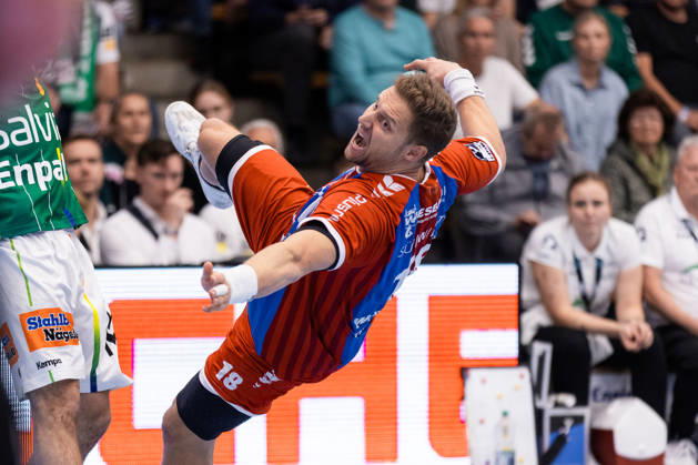 Fabian WIEDERSTEIN (SG BBM Bietigheim, 18) erzielt ein Tor, Aktion, Torwurf GER, FRISCH AUF! Goeppingen vs. SG BBM Bietigheim, Handball, Bundesliga, OPEL HBL, 8. Spieltag, Spielzeit 2026 2027, 10.10.2026, GER, FRISCH AUF! Goeppingen vs. SG BBM Bietigheim, Handball, Bundesliga, OPEL HBL, 8. Spieltag, Spielzeit 2026 2027, 10.10.2026, Goeppingen Copyright: xEibnerxPressefoto OliverxSchmidtx EP_OST
