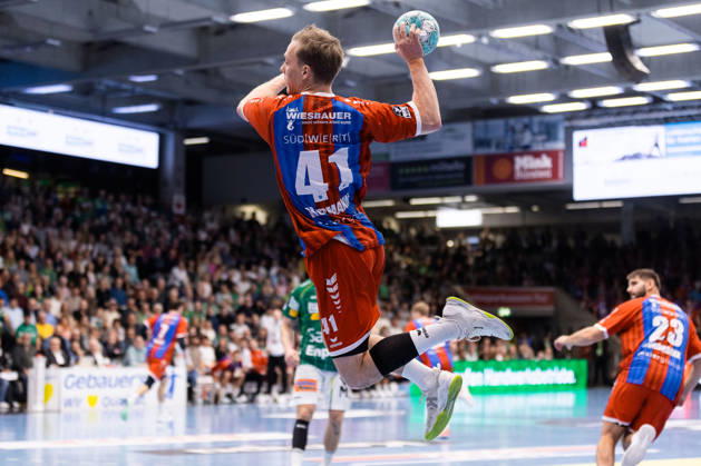 Till HERMANN (SG BBM Bietigheim, 41) erzielt ein Tor, Aktion, Torwurf GER, FRISCH AUF! Goeppingen vs. SG BBM Bietigheim, Handball, Bundesliga, OPEL HBL, 8. Spieltag, Spielzeit 2026 2027, 10.10.2026, GER, FRISCH AUF! Goeppingen vs. SG BBM Bietigheim, Handball, Bundesliga, OPEL HBL, 8. Spieltag, Spielzeit 2026 2027, 10.10.2026, Goeppingen Copyright: xEibnerxPressefoto OliverxSchmidtx EP_OST