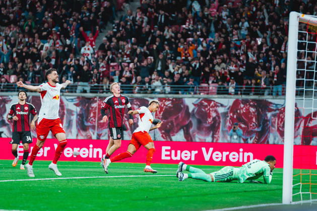 Antonio Nusa (RB Leipzig, 7) celebrates RB Leipzig vs Eintracht Frankfurt, Bundesliga, Germany, Football, 26 27, GER, Leipzig, Red Bull Arena Stadium DFL regulations prohibit any use of photographs as image sequences and or quasi-video.DFL regulations prohibit any use of photographs as image sequences and or quasi-video. Leipzig Red Bull Arena, Leipzig Sachsen GER Copyright: xBillmanxDubex