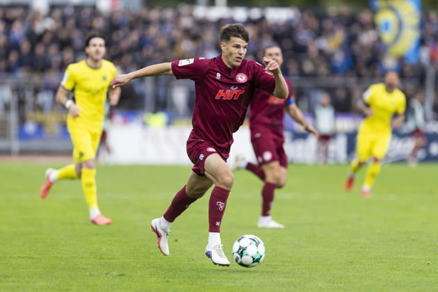 3. Liga, Fortuna Köln - 1. FC Saarbrücken; 10.10.2026 Nico Thier (Fortuna Köln, 7). 3. Liga, Fortuna Köln - 1. FC Saarbrücken, 8. Spieltag, am 10.10.2026, Südstadion, Köln. DFB regulations prohibit any use of photographs as image sequences and or quasi-video Copyright: xBEAUTIFULxSPORTS Meuselx