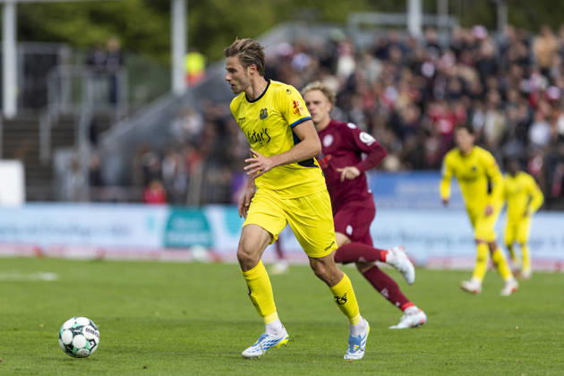 3. Liga, Fortuna Köln - 1. FC Saarbrücken; 10.10.2026 Siemen Voet (1. FC Saarbrücken, 4). 3. Liga, Fortuna Köln - 1. FC Saarbrücken, 8. Spieltag, am 10.10.2026, Südstadion, Köln. DFB regulations prohibit any use of photographs as image sequences and or quasi-video Copyright: xBEAUTIFULxSPORTS Meuselx