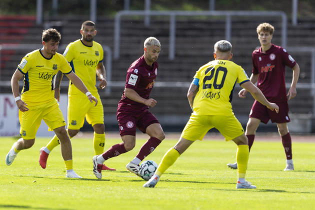 3. Liga, Fortuna Köln - 1. FC Saarbrücken; 10.10.2026 Tom Geerkens (Fortuna Köln, 6). 3. Liga, Fortuna Köln - 1. FC Saarbrücken, 8. Spieltag, am 10.10.2026, Südstadion, Köln. DFB regulations prohibit any use of photographs as image sequences and or quasi-video Copyright: xBEAUTIFULxSPORTS Meuselx