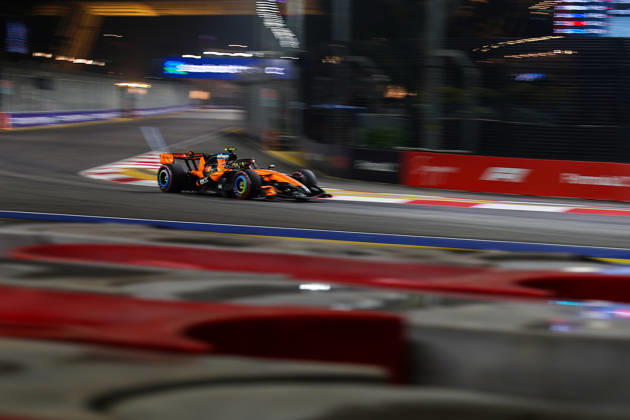 2026 Formula 1 Singapore Grand Prix SINGAPORE - OCT 10: McLaren’s driver Lando Norris during the Qualifying Session at the Formula One Grand Prix of Singapore, at the Marina Bay Street Circuit in Singapore, on October 10, 2026. Daniel Ceng Anadolu Singapore Singapore. Editorial use only. Please get in touch for any other usage.  Copyright: x2026xAnadoluxDanielxCengx