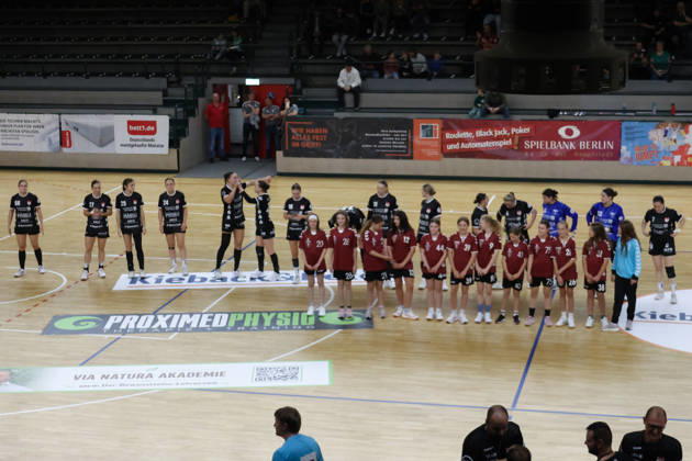 2026_10_10, Reinickendorfer Füchse Frauen-SG Nürtingen-Zizishausen, 5. Spieltag , 2. Bundesliga ,HBF,Handball, Sömmeringhalle Team SG Nürtlingen vor dem Spiel Berlin Berlin Germany