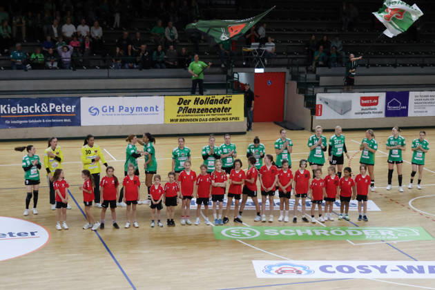 2026_10_10, Reinickendorfer Füchse Frauen-SG Nürtingen-Zizishausen, 5. Spieltag , 2. Bundesliga ,HBF,Handball, Sömmeringhalle Team Füchse vor dem Spiel Berlin Berlin Germany