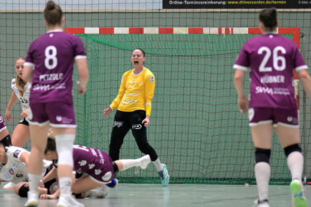 Sara Suba (TusSies Metzingen, 77) im Tor Jubelt nach der Parade TusSies Metzingen vs. SCM Ramnicu Valcea, Handball, EHF, Europa Leauge Qualifikation Rueckspiel, Saison 2026 2027, 10.10.2026 TusSies Metzingen vs. SCM Ramnicu Valcea, Handball, EHF, Europa Leauge Qualifikation Rueckspiel, Saison 2026 2027, 10.10.2026 Metzingen Copyright: xEibner-Pressefotox EP_TBR