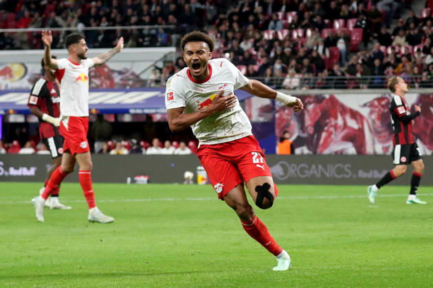 10.10.2026, xgox, Fussball 1.Bundesliga, RB Leipzig - Eintracht Frankfurt v.l. Torjubel nach dem Tor zum celebrating the goal celebrate 6:0 durch Tidiam Gomis (RB Leipzig) (DFL DFB REGULATIONS PROHIBIT ANY USE OF PHOTOGRAPHS as IMAGE SEQUENCES and or QUASI-VIDEO) Leipzig