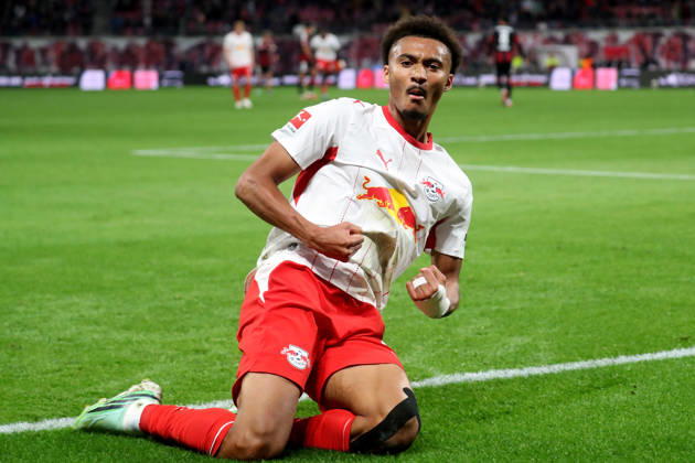 10.10.2026, xgox, Fussball 1.Bundesliga, RB Leipzig - Eintracht Frankfurt v.l. Torjubel nach dem Tor zum celebrating the goal celebrate 6:0 durch Tidiam Gomis (RB Leipzig) (DFL DFB REGULATIONS PROHIBIT ANY USE OF PHOTOGRAPHS as IMAGE SEQUENCES and or QUASI-VIDEO) Leipzig