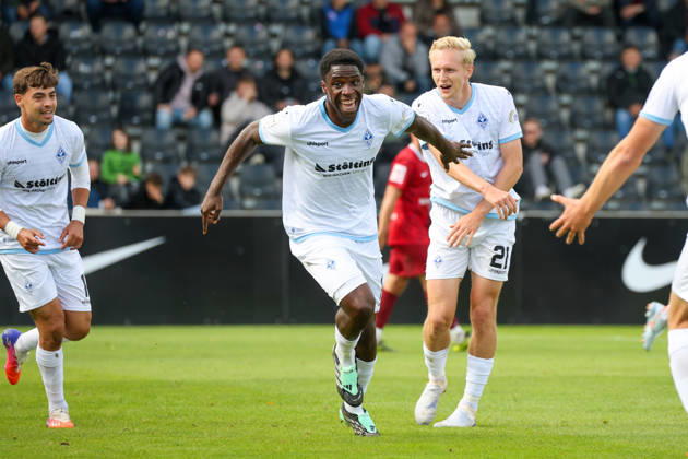 Olu Ogbemudia (SV Waldhof Mannheim, 14), Torschütze zum 1:2, Tor und Torjubel, Gestik, Freude, Emotionen Fussball: 3. Liga, 8. Spieltag, SG Sonnenhof Großaspach vs. SV Waldhof Mannheim am 10.10.2026 in Aspach-Großaspach (WIRmachenDRUCK Arena), Deutschland Aspach-Großaspach WIRmachenDRUCK Arena Deutschland Copyright: xFranzxReindelx