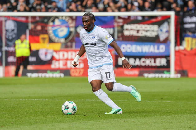 Darnell Keumo (SV Waldhof Mannheim, 17) Fussball: 3. Liga, 8. Spieltag, SG Sonnenhof Großaspach vs. SV Waldhof Mannheim am 10.10.2026 in Aspach-Großaspach (WIRmachenDRUCK Arena), Deutschland Aspach-Großaspach WIRmachenDRUCK Arena Deutschland Copyright: xFranzxReindelx