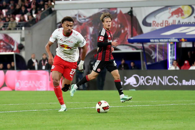 10.10.2026, xgox, Fussball 1.Bundesliga, RB Leipzig - Eintracht Frankfurt v.l. Tidiam Gomis (RB Leipzig) Torschuetze, erzielt das Tor, Treffer, scores the goal 6:0 (DFL DFB REGULATIONS PROHIBIT ANY USE OF PHOTOGRAPHS as IMAGE SEQUENCES and or QUASI-VIDEO) Leipzig