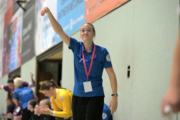 Miriam Hirsch (TusSies Metzingen, Trainerin) TusSies Metzingen vs. SCM Ramnicu Valcea, Handball, EHF, Europa Leauge Qualifikation Rueckspiel, Saison 2026 2027, 10.10.2026 TusSies Metzingen vs. SCM Ramnicu Valcea, Handball, EHF, Europa Leauge Qualifikation Rueckspiel, Saison 2026 2027, 10.10.2026 Metzingen Copyright: xEibner-Pressefotox EP_TBR