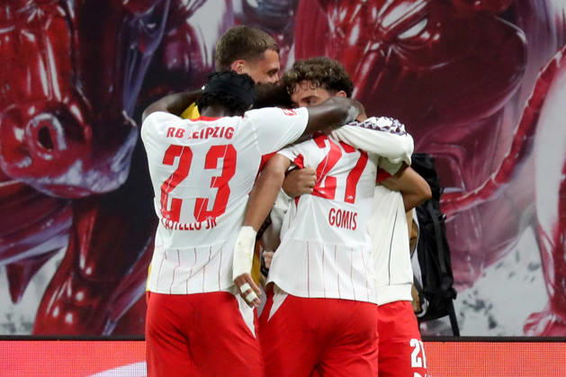 10.10.2026, xgox, Fussball 1.Bundesliga, RB Leipzig - Eintracht Frankfurt v.l. Tidiam Gomis (RB Leipzig) Torschuetze, erzielt das Tor, Treffer, scores the goal 6:0 (DFL DFB REGULATIONS PROHIBIT ANY USE OF PHOTOGRAPHS as IMAGE SEQUENCES and or QUASI-VIDEO) Leipzig