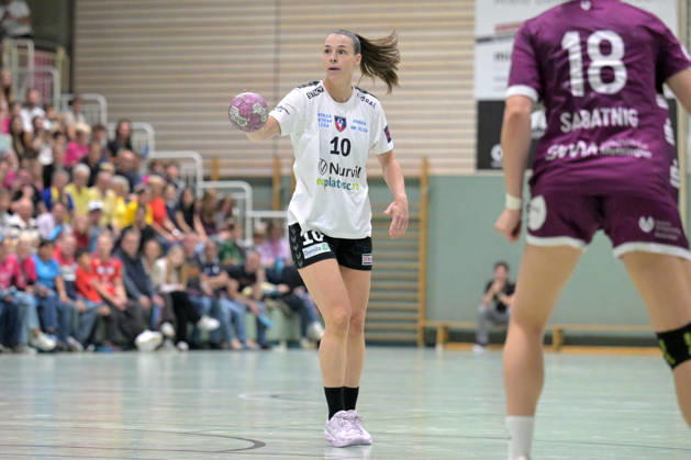 Inger Smits (SCM Ramnicu Valcea, 10) am Ball TusSies Metzingen vs. SCM Ramnicu Valcea, Handball, EHF, Europa Leauge Qualifikation Rueckspiel, Saison 2026 2027, 10.10.2026 TusSies Metzingen vs. SCM Ramnicu Valcea, Handball, EHF, Europa Leauge Qualifikation Rueckspiel, Saison 2026 2027, 10.10.2026 Metzingen Copyright: xEibner-Pressefotox EP_TBR