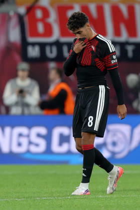 10.10.2026, xtgx, Fussball 1.Bundesliga, RB Leipzig - Eintracht Frankfurt v.l. Fares Chaibi (Eintracht Frankfurt) Enttäuscht, traurig, frustriert, ratlos, (DFL DFB REGULATIONS PROHIBIT ANY USE OF PHOTOGRAPHS as IMAGE SEQUENCES and or QUASI-VIDEO) Leipzig