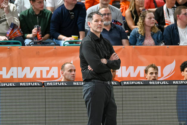 Ty Harrelson (ratiopharm Ulm, Coach) RASTA Vechta vs. ratiopharm Ulm, easyCredit Basketball Bundesliga, 5. Spieltag, Saison 2026 2027, 10.10.2026, RASTA Vechta vs. ratiopharm Ulm, easyCredit Basketball Bundesliga, 5. Spieltag, Saison 2026 2027, 10.10.2026 Vechta Copyright: xEibner-Pressefoto RobertxGertzenx EP_RGN